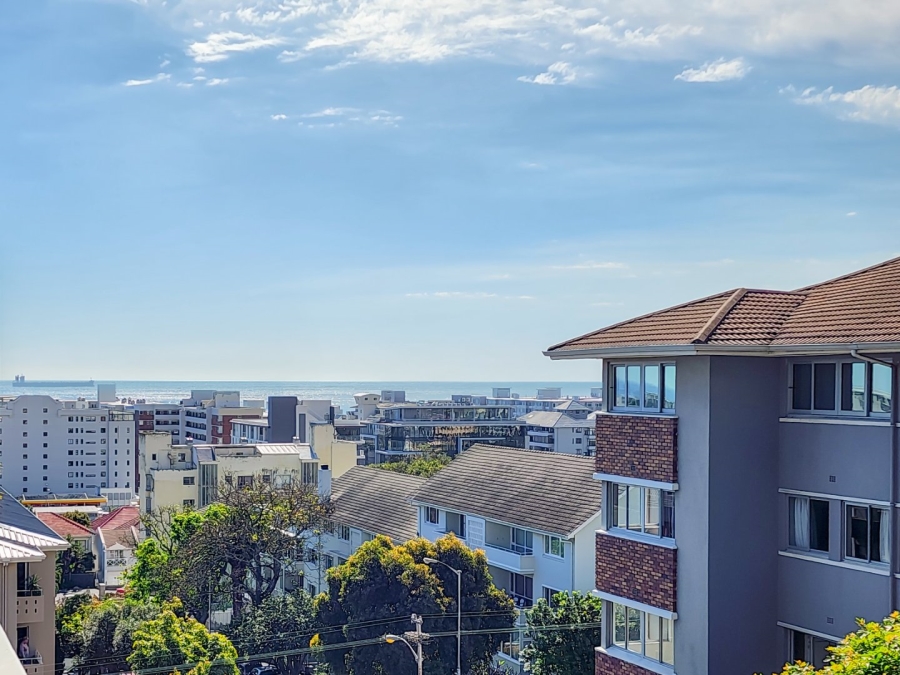 2 Bedroom Property for Sale in Sea Point Western Cape